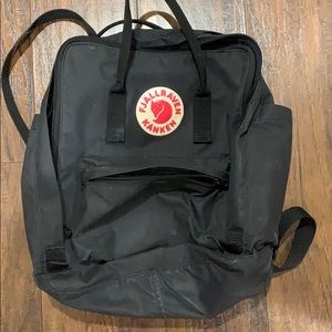 FJALLRAVEN BACKPACK - pre owned